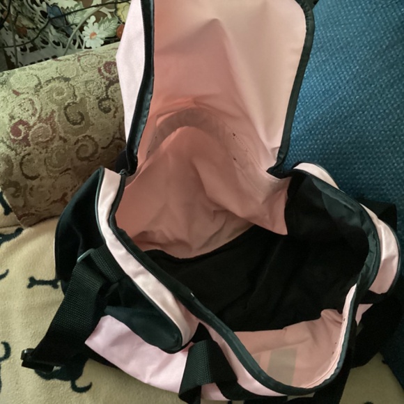 Duffle bag - Picture 3 of 4